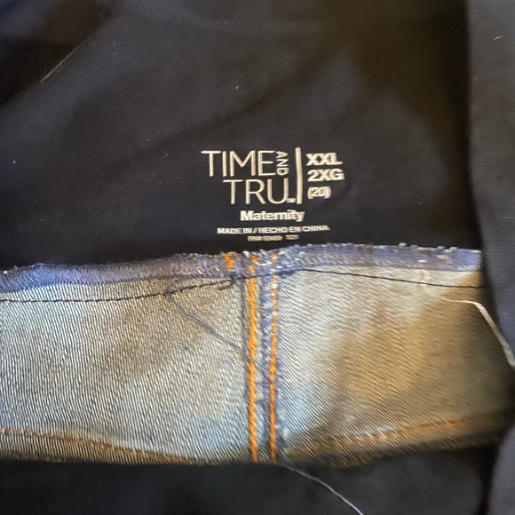 Time and true maternity jeans - Picture 3 of 3